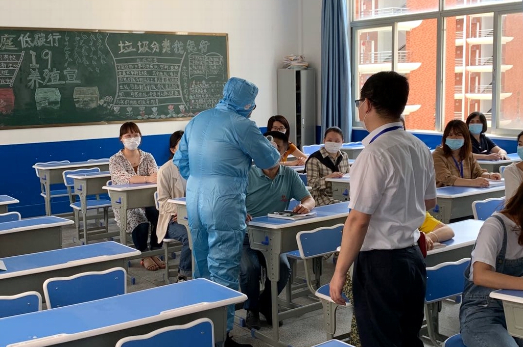 福建海职校开展学生返校复学疫情防控实战演练